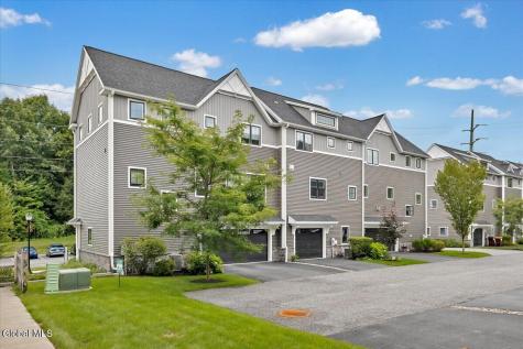 17 Gibson Court Saratoga Springs NY 12866