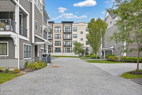 17 Gibson Court Saratoga Springs NY 12866