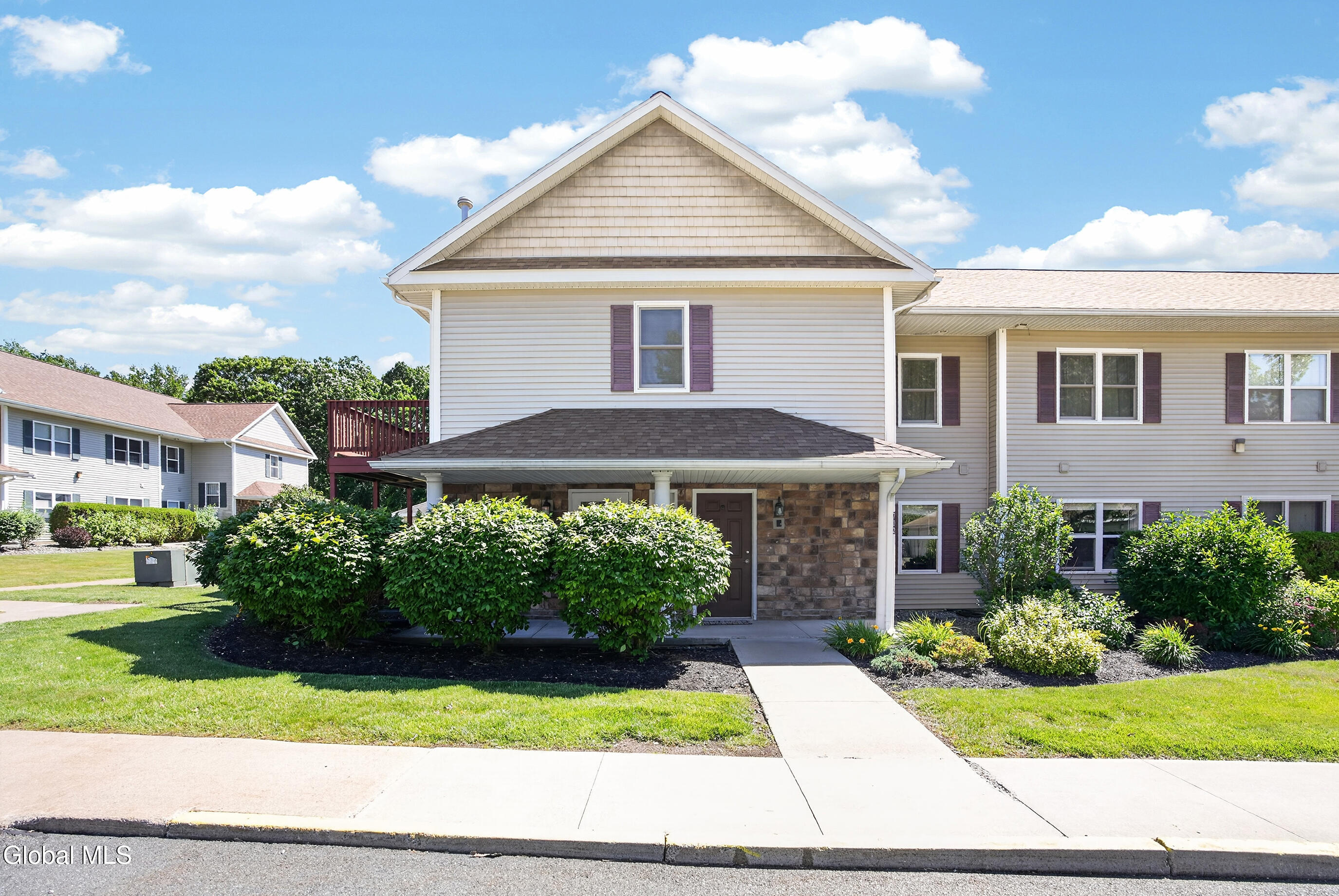 1200 Hillside Avenue Niskayuna NY 12309