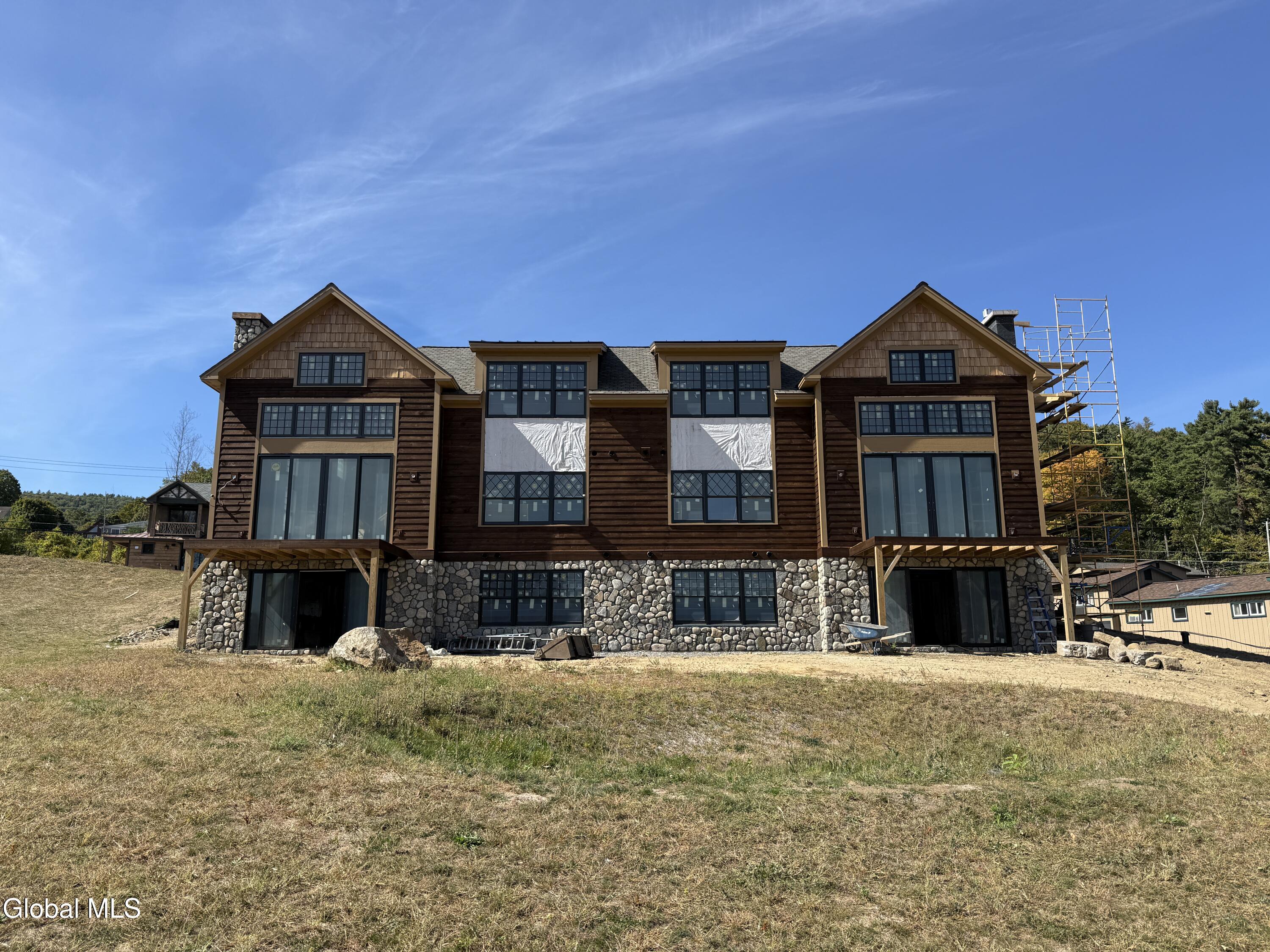 3 Capri Court Diamond Point NY 12824