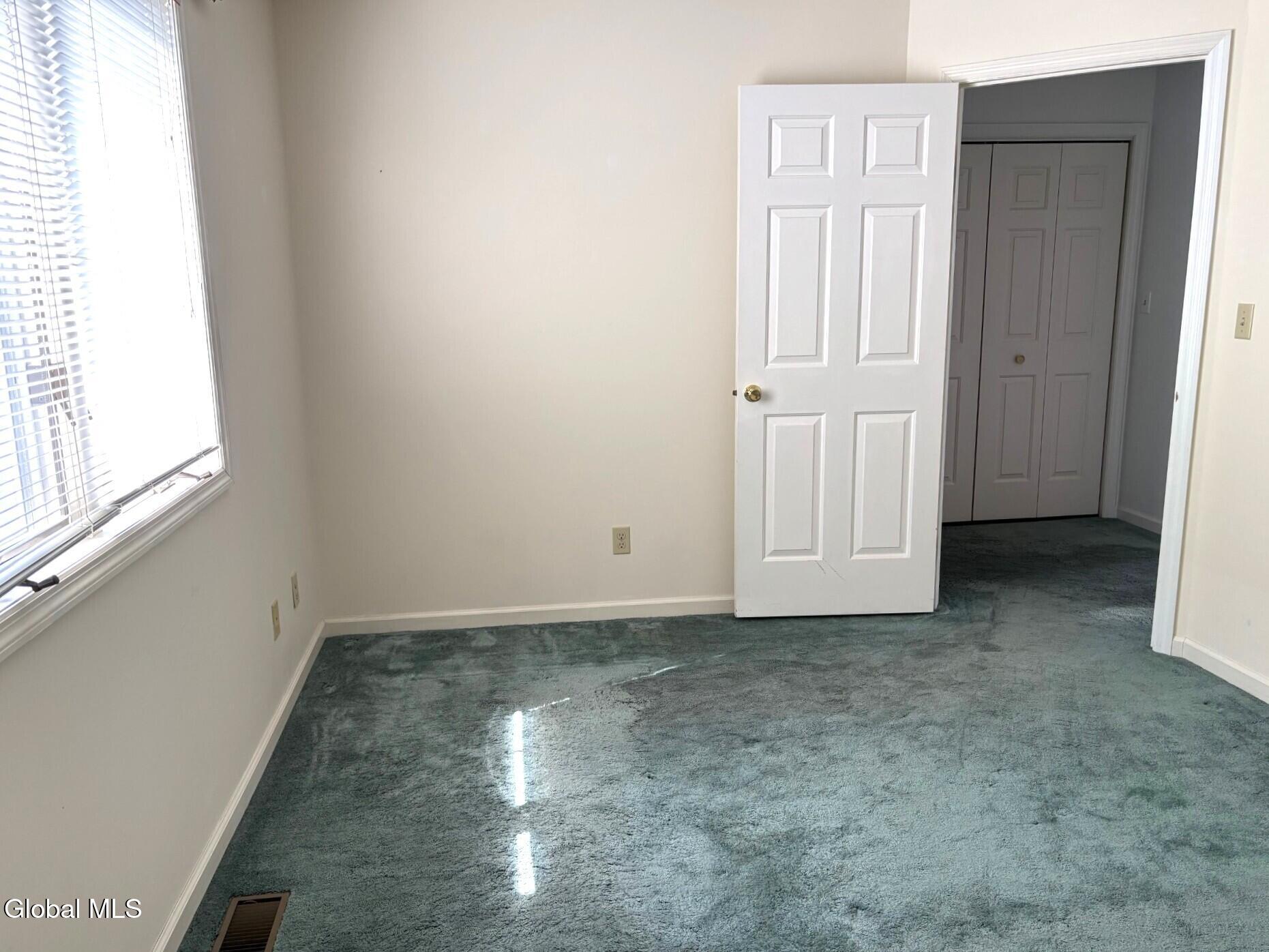16 Pepper Lane Saratoga Springs NY 12866