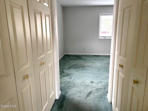 16 Pepper Lane Saratoga Springs NY 12866