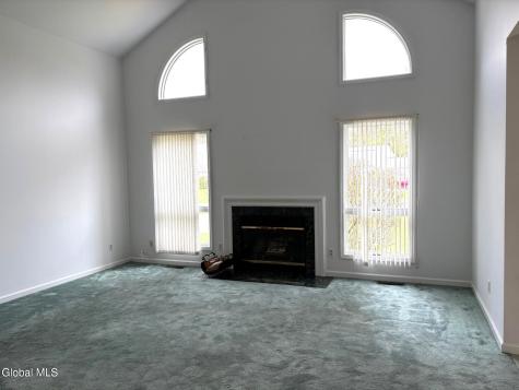 16 Pepper Lane Saratoga Springs NY 12866