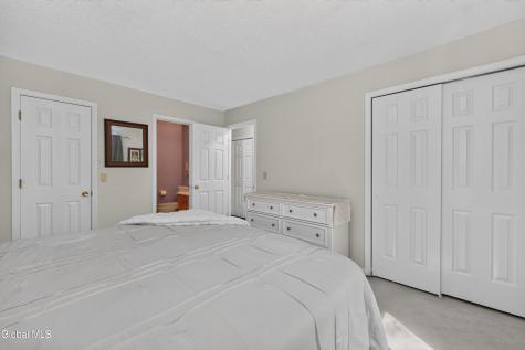 64 Westbury Court Clifton Park NY 12065