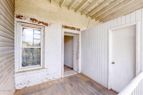 148 Lancaster Street Albany NY 12210
