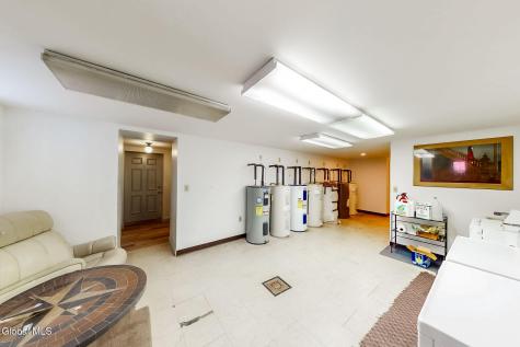 148 Lancaster Street Albany NY 12210