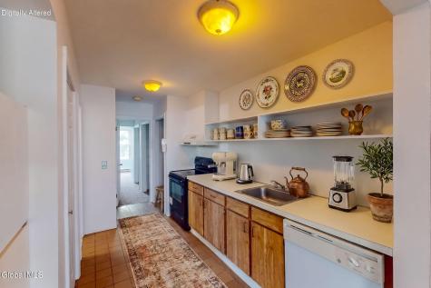 148 Lancaster Street Albany NY 12210