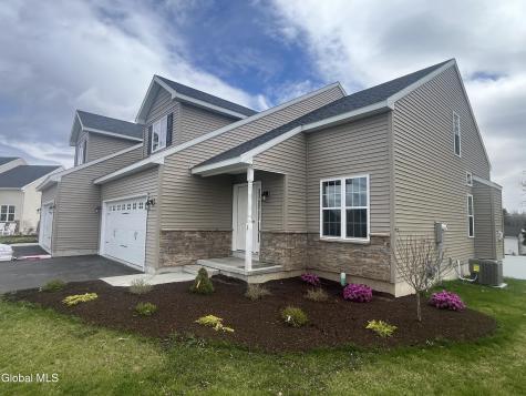 7 Tap In Lane Mechanicville NY 12118