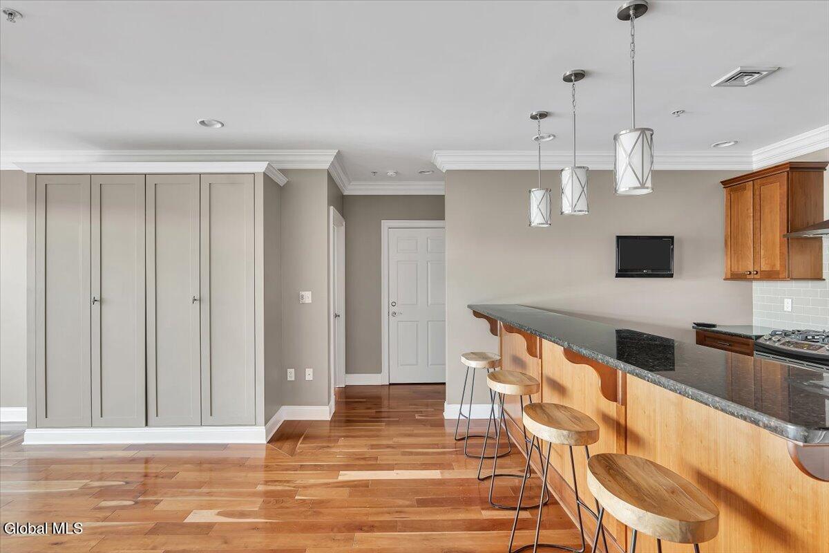 18 Division Street Saratoga Springs NY 12866