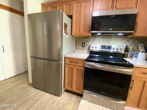 504 Townwood Drive Albany NY 12203