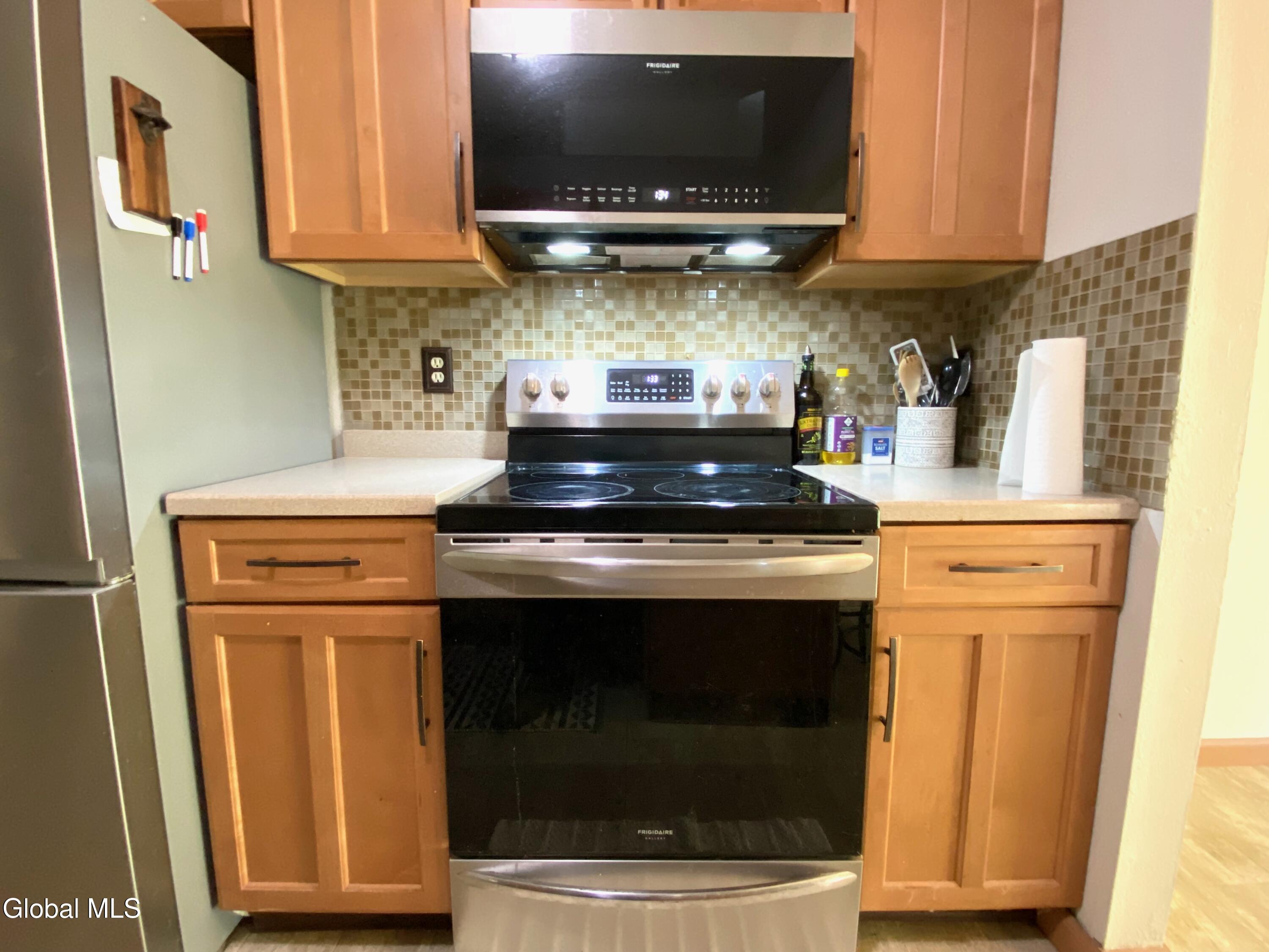 504 Townwood Drive Albany NY 12203