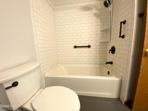 504 Townwood Drive Albany NY 12203