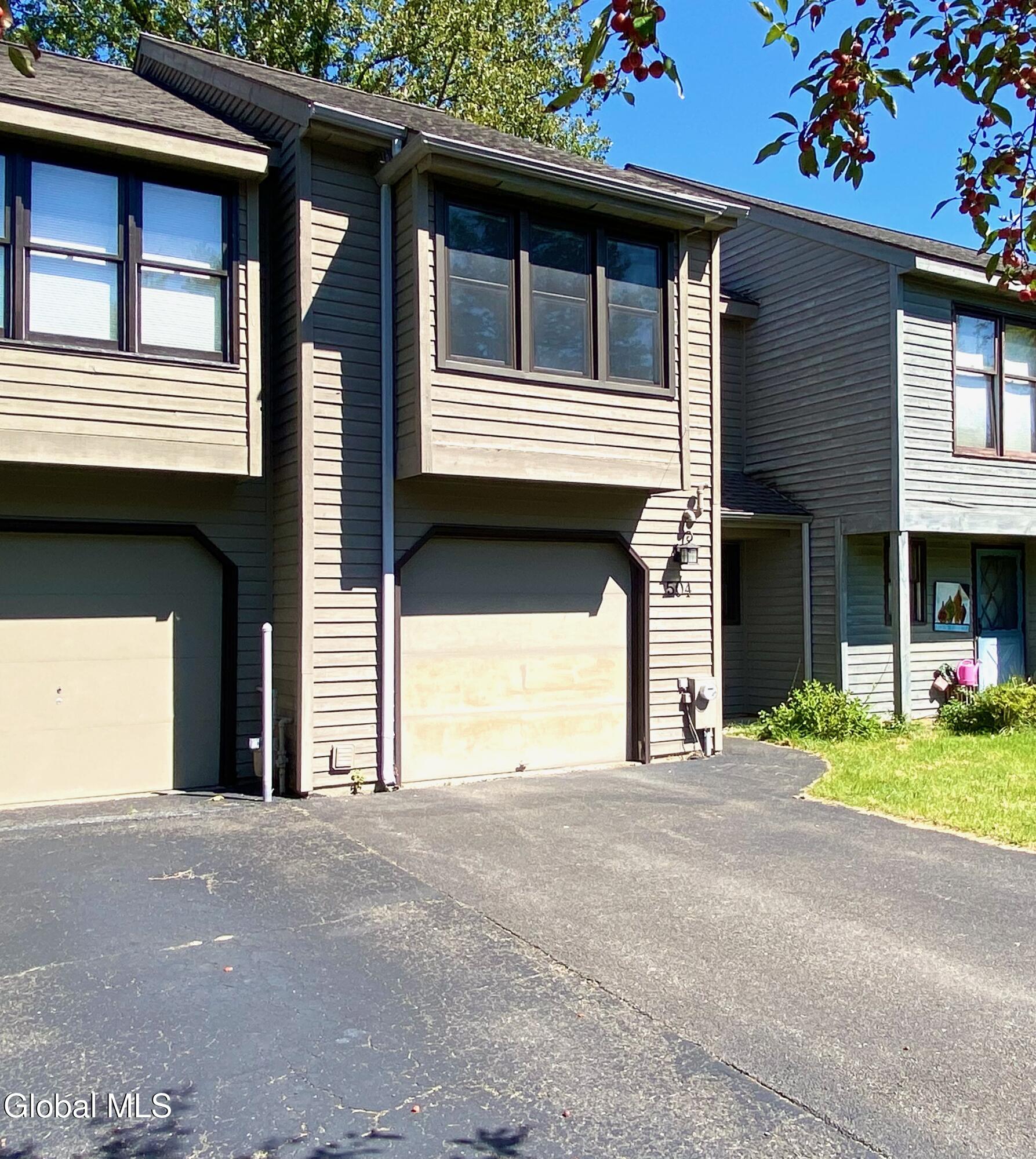 504 Townwood Drive Albany NY 12203