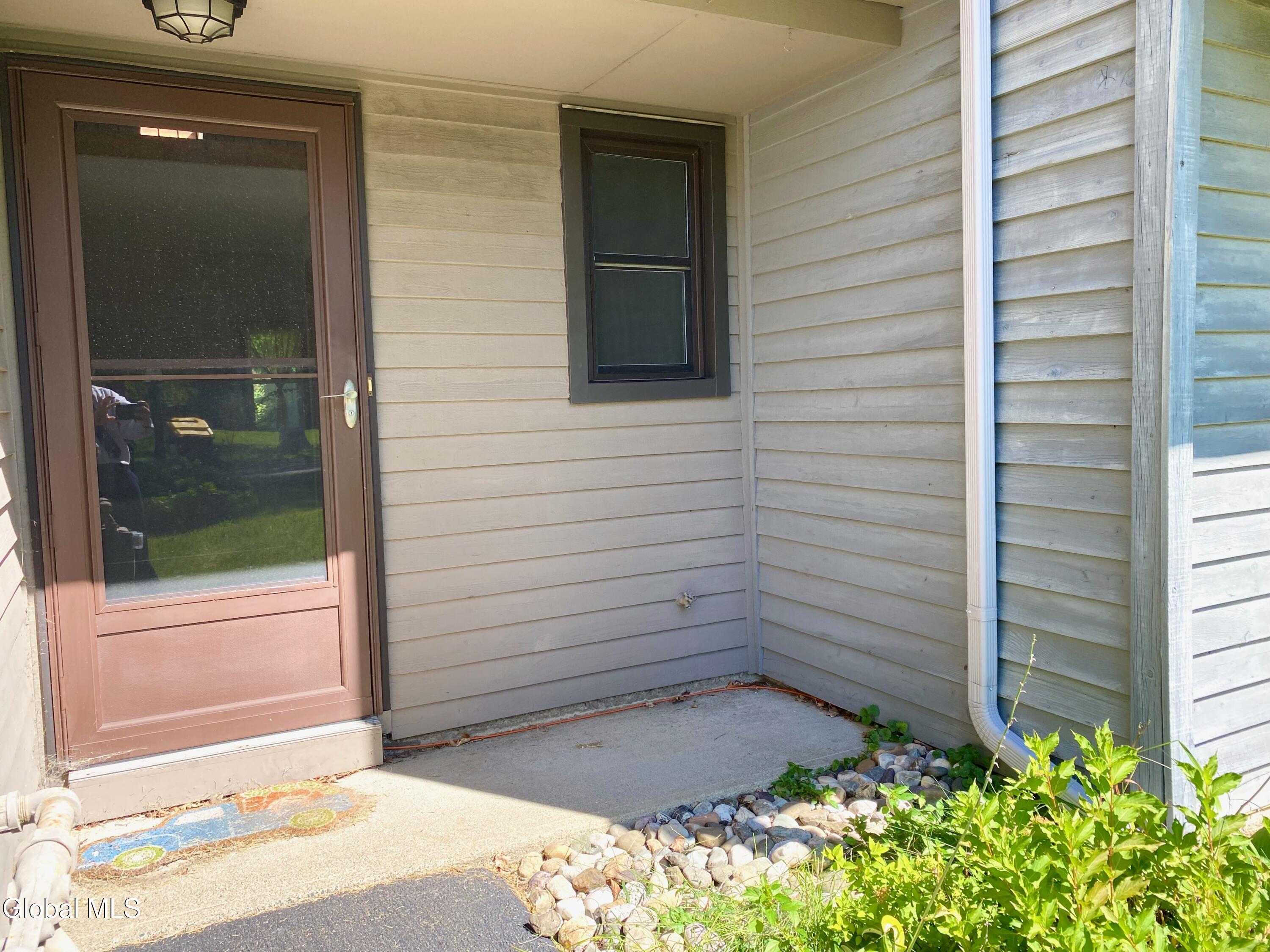 504 Townwood Drive Albany NY 12203