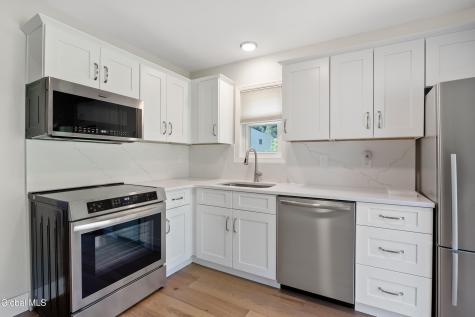 7 Bridgewood Lane Watervliet NY 12189