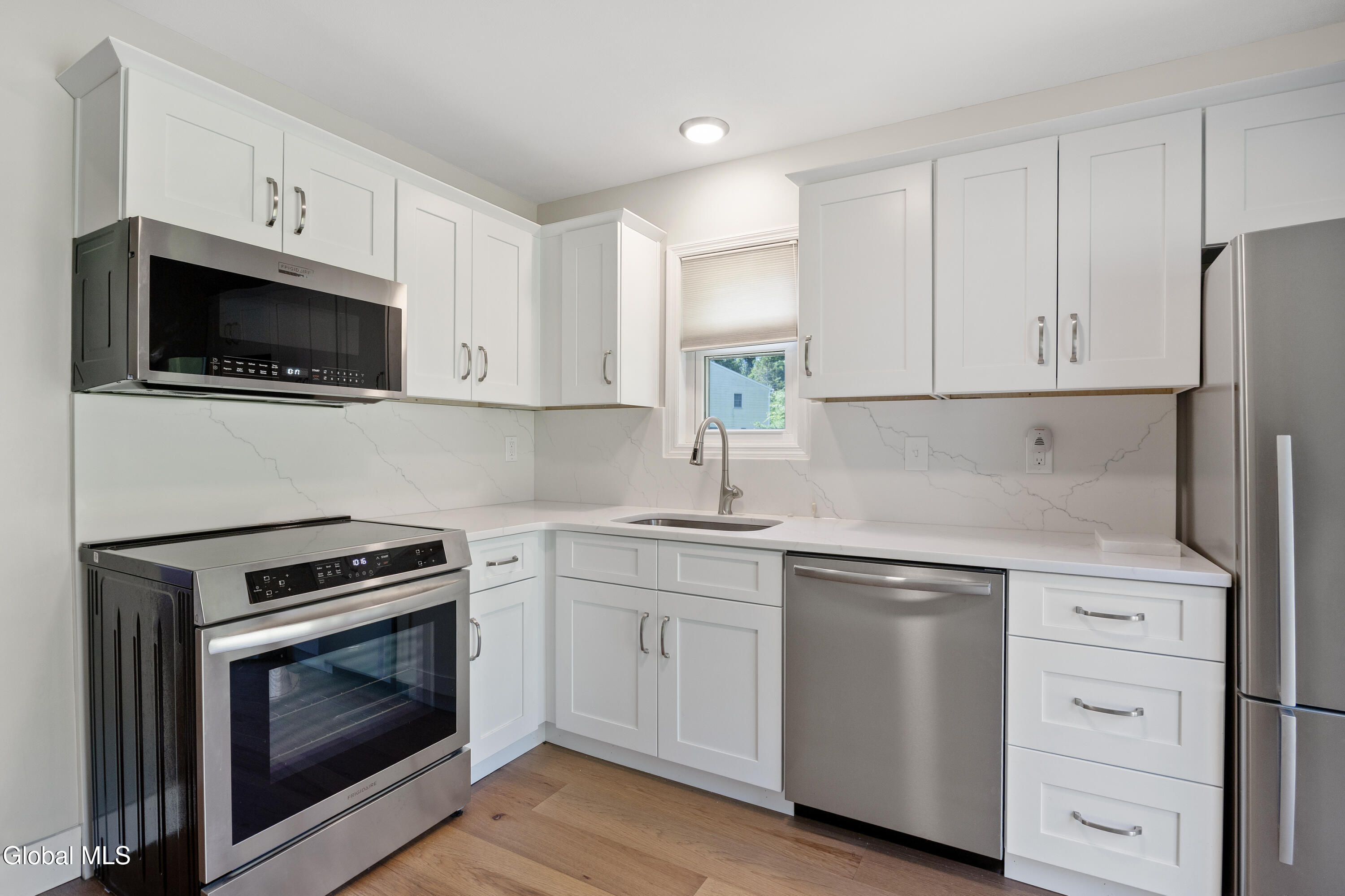 7 Bridgewood Lane Watervliet NY 12189