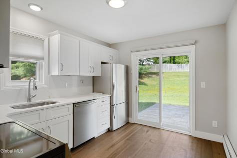 7 Bridgewood Lane Watervliet NY 12189