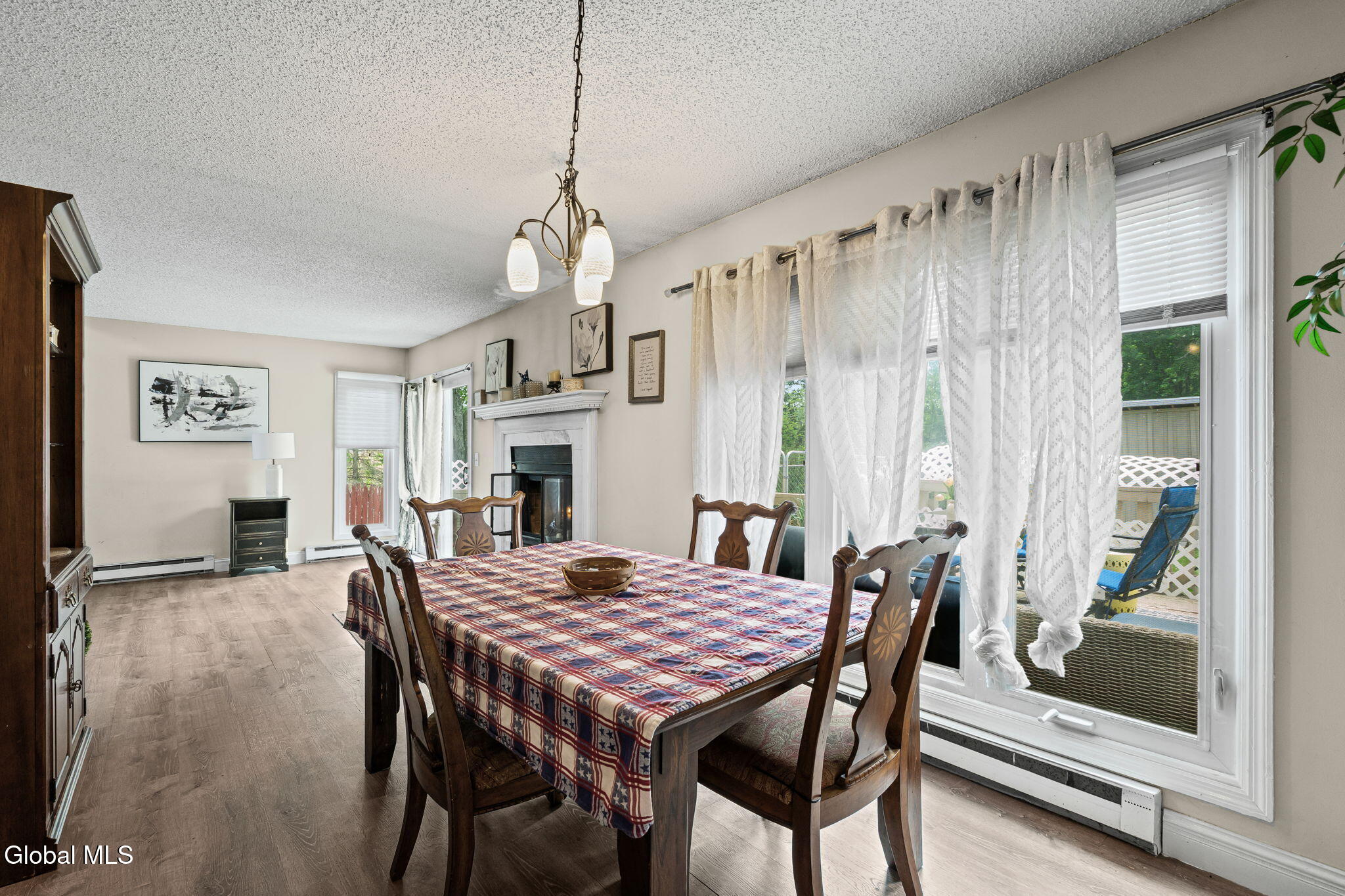 7 Crowsnest Court Waterford NY 12188