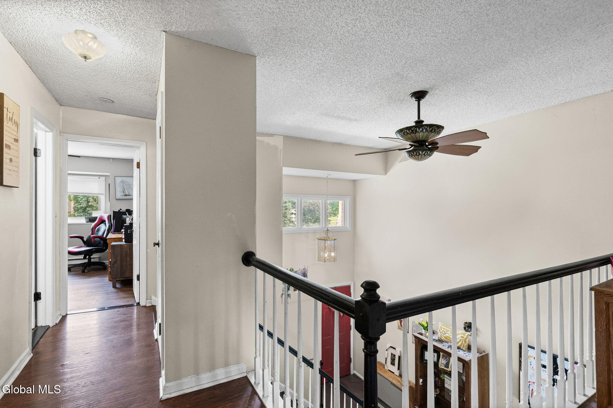 7 Crowsnest Court Waterford NY 12188