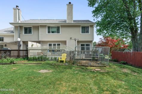 7 Crowsnest Court Waterford NY 12188