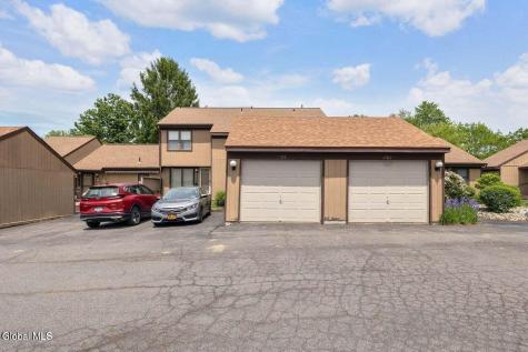 1502 Huntington Court East Greenbush NY 12061