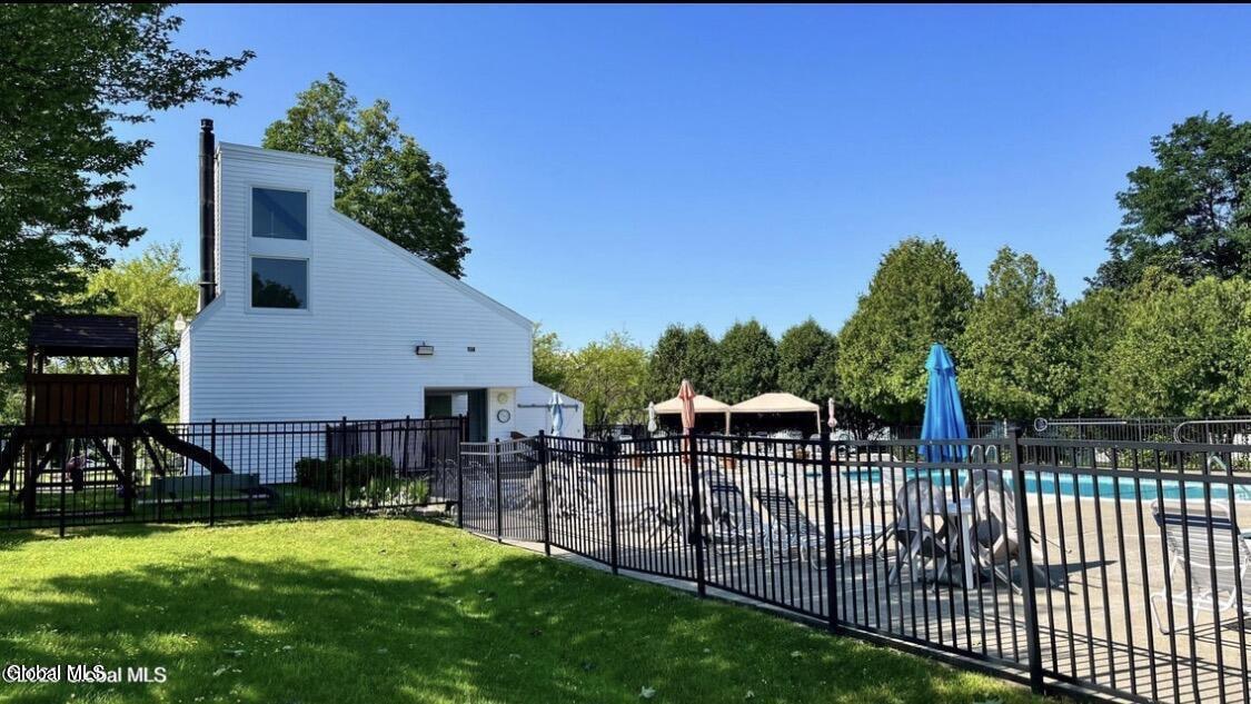 1502 Huntington Court East Greenbush NY 12061