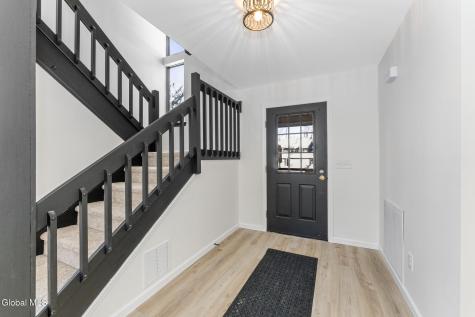 36 Eton Drive Slingerlands NY 12159