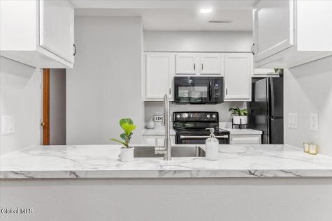 218 Monmouth Way Clifton Park NY 12065