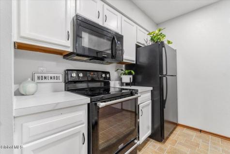 218 Monmouth Way Clifton Park NY 12065