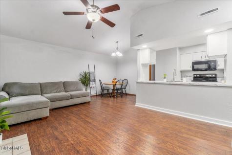 218 Monmouth Way Clifton Park NY 12065