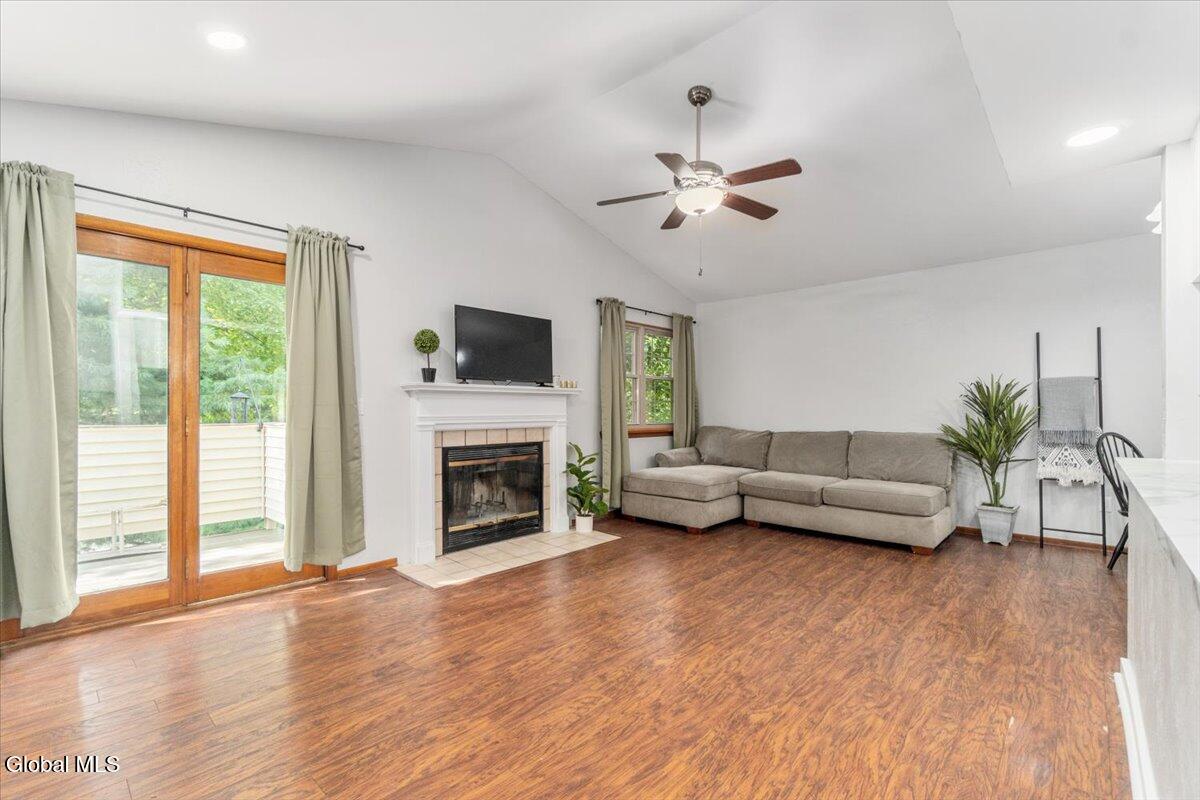 218 Monmouth Way Clifton Park NY 12065