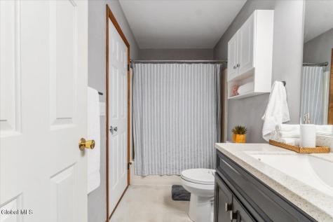 218 Monmouth Way Clifton Park NY 12065