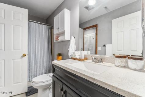 218 Monmouth Way Clifton Park NY 12065