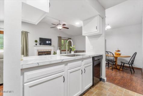 218 Monmouth Way Clifton Park NY 12065