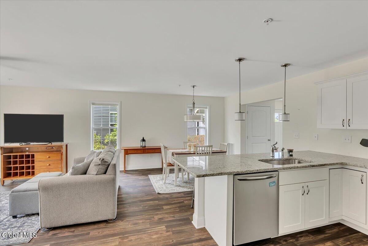 3604 Brunswick Meadows Way Troy NY 12182