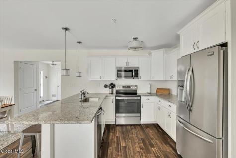3604 Brunswick Meadows Way Troy NY 12182