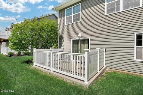 3604 Brunswick Meadows Way Troy NY 12182