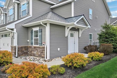 3604 Brunswick Meadows Way Troy NY 12182