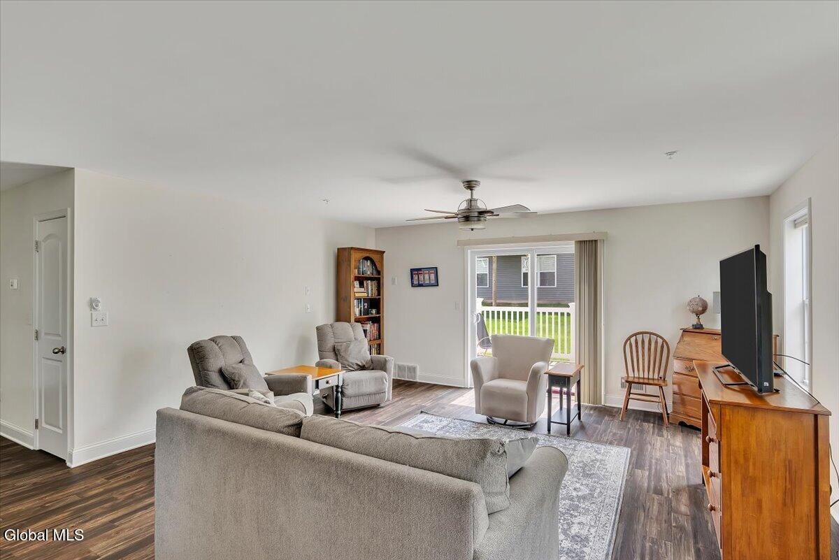 3604 Brunswick Meadows Way Troy NY 12182
