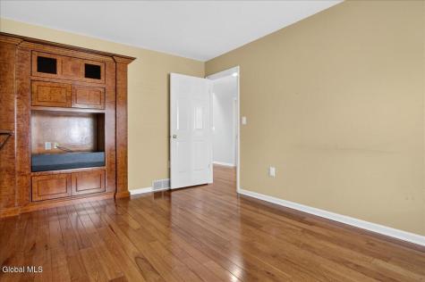3 South Collins Terrace Saratoga Springs NY 12866