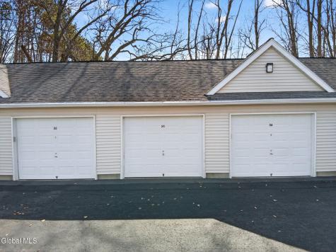 34 Riverside Drive Rotterdam Junction NY 12150