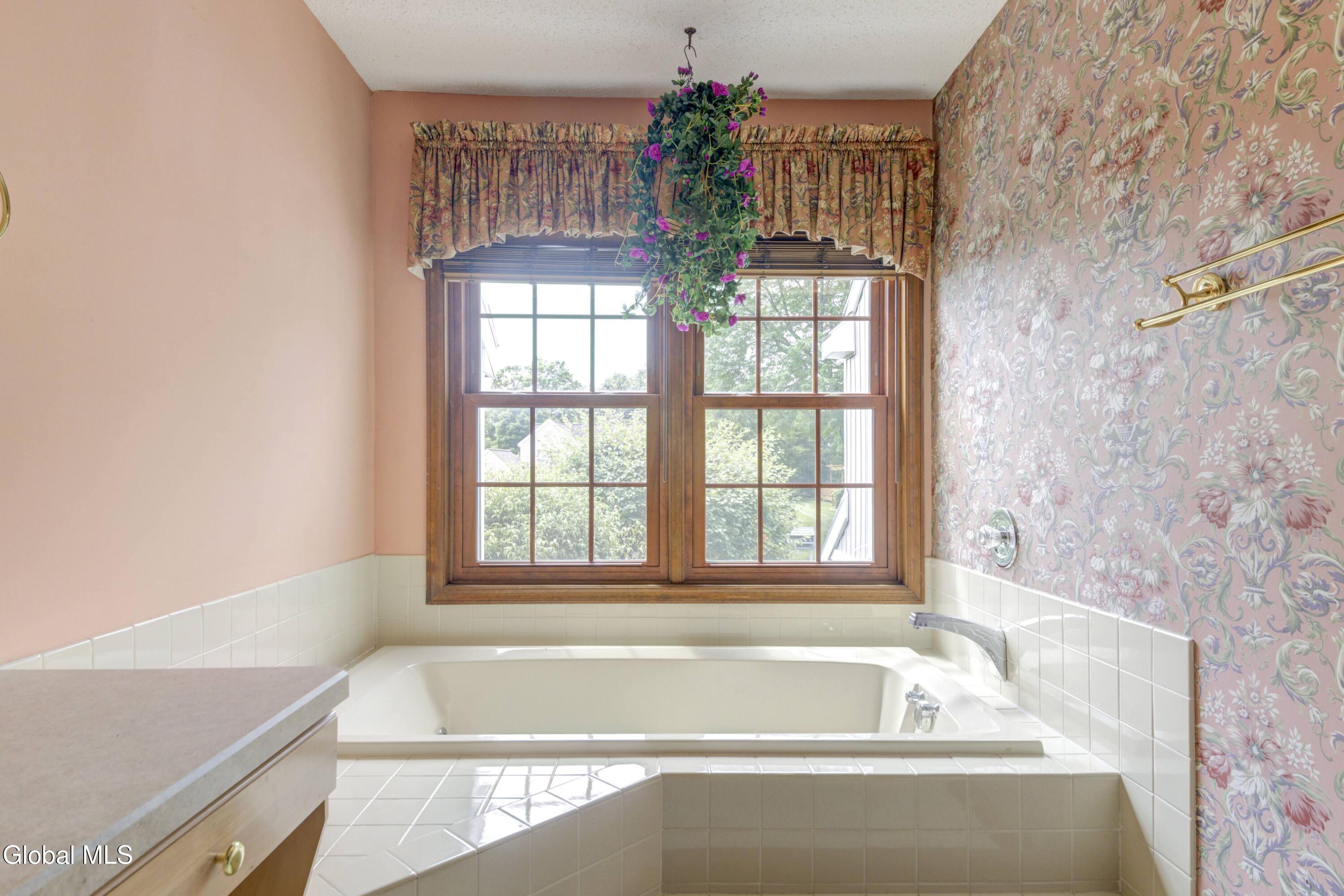 42 Greystone Drive Voorheesville NY 12186