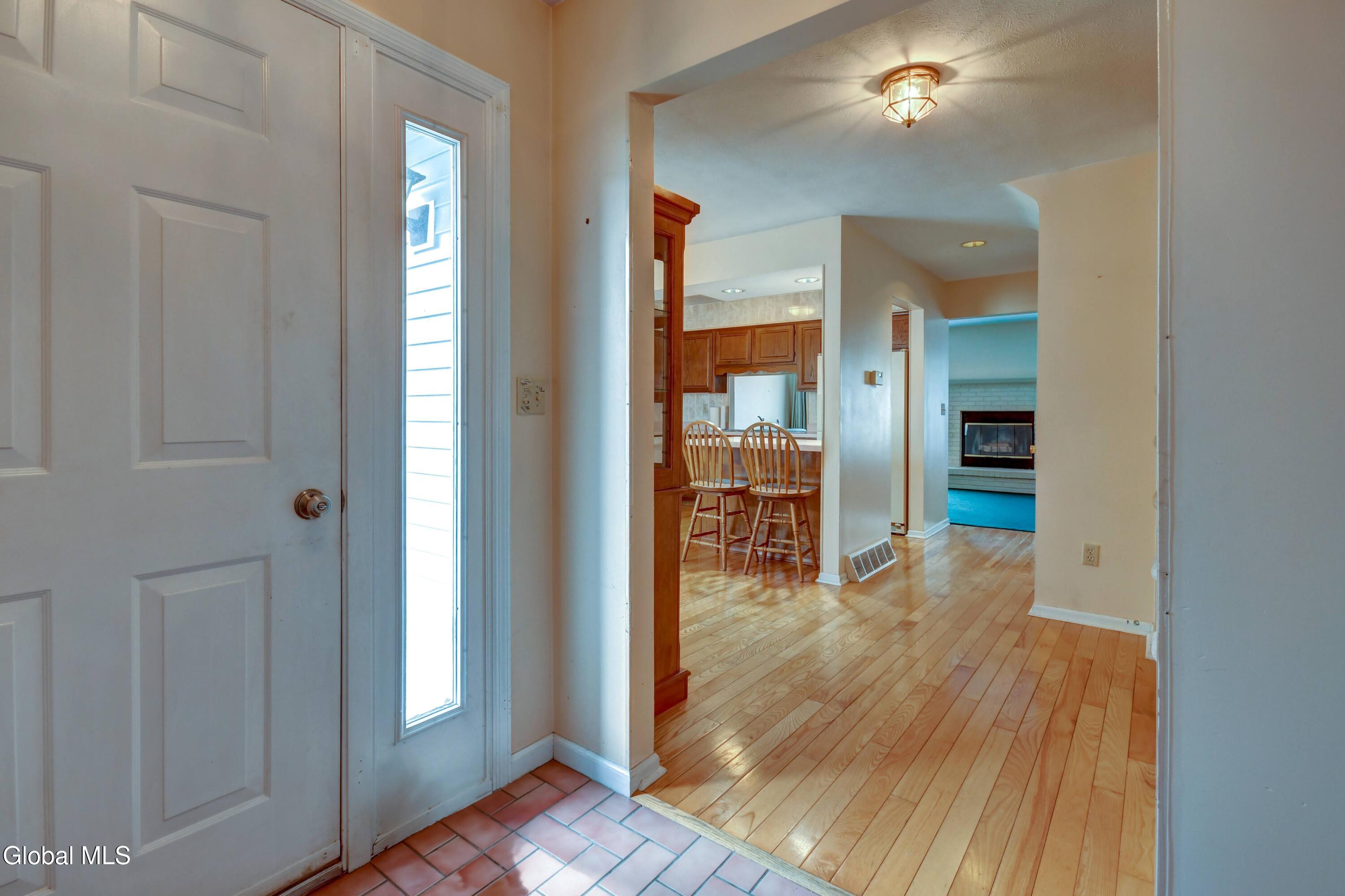 12 White Rock Circle Albany NY 12205