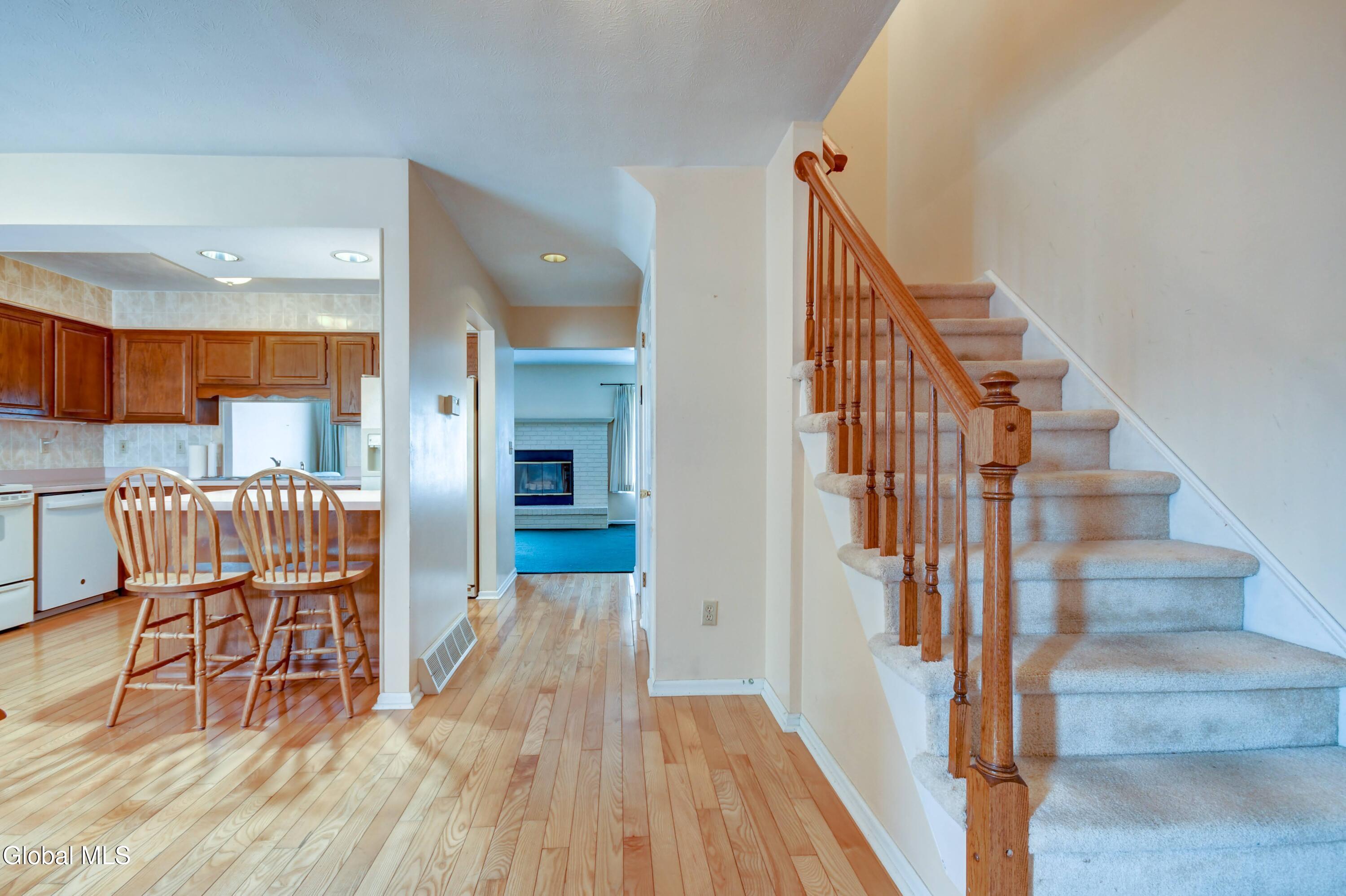 12 White Rock Circle Albany NY 12205