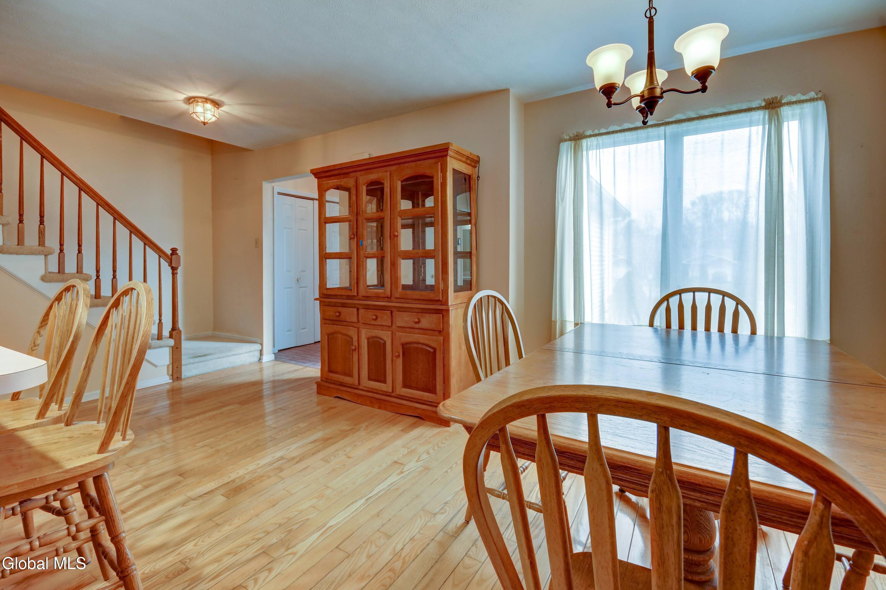 12 White Rock Circle Albany NY 12205