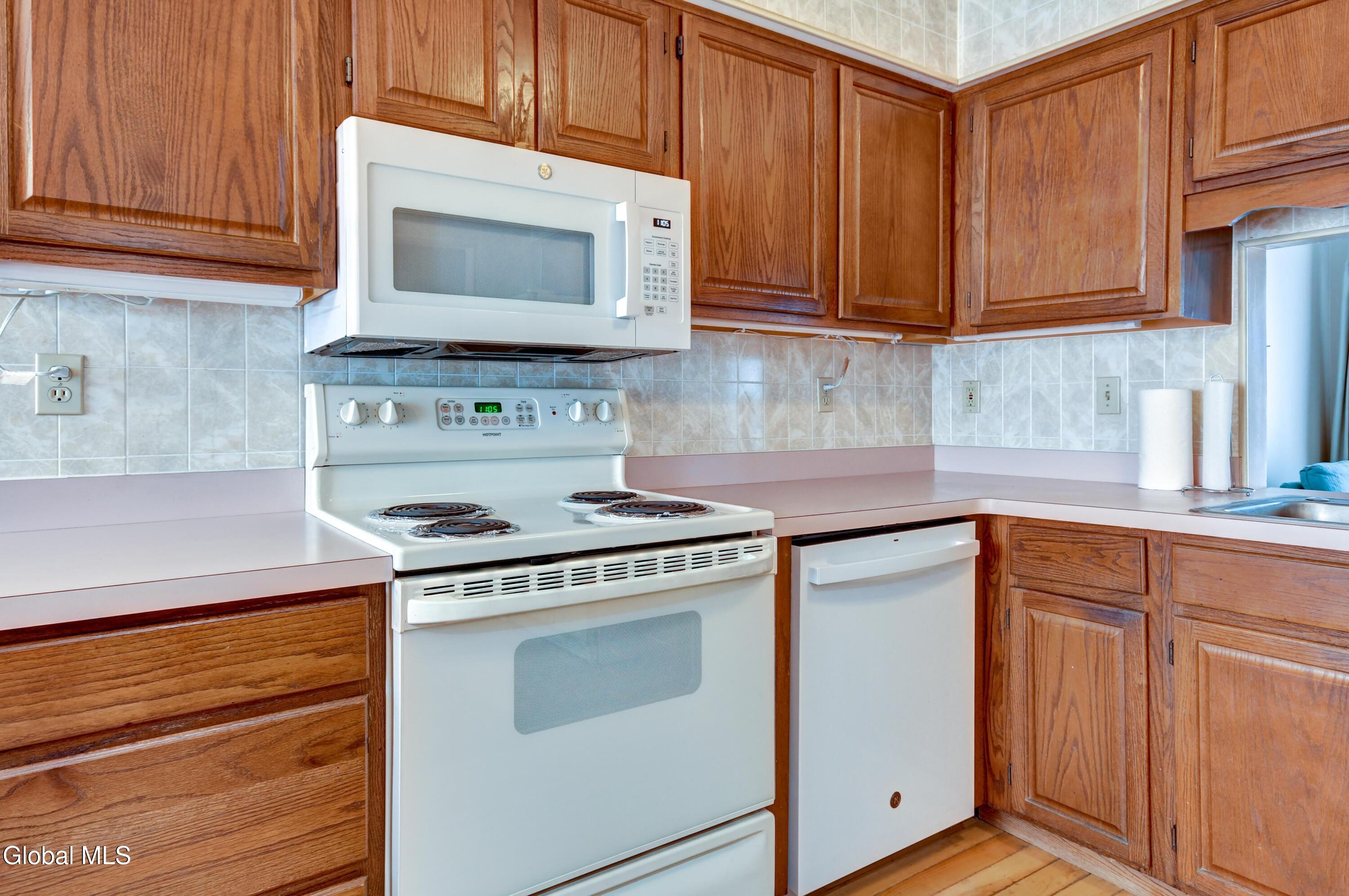 12 White Rock Circle Albany NY 12205