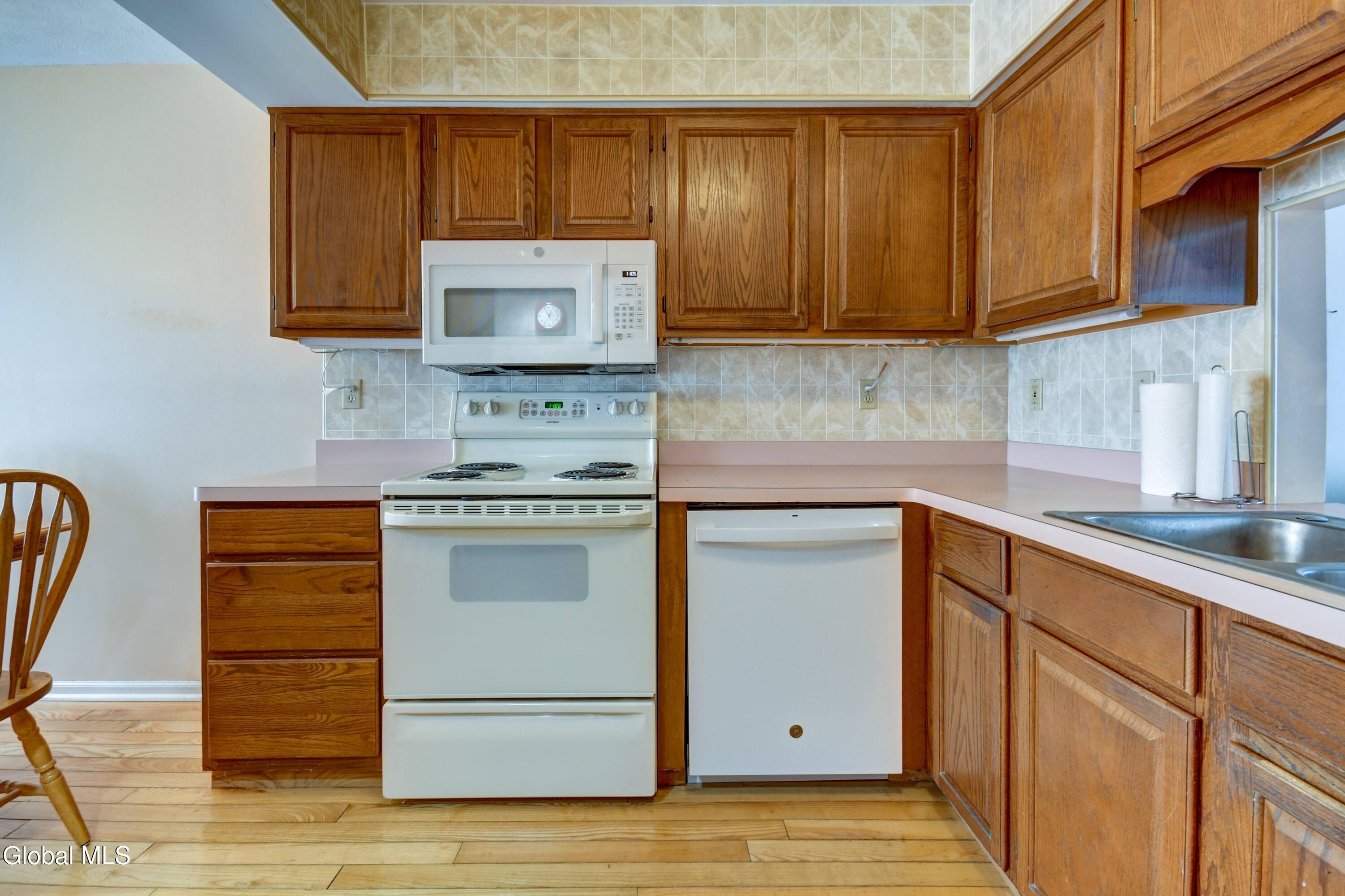 12 White Rock Circle Albany NY 12205