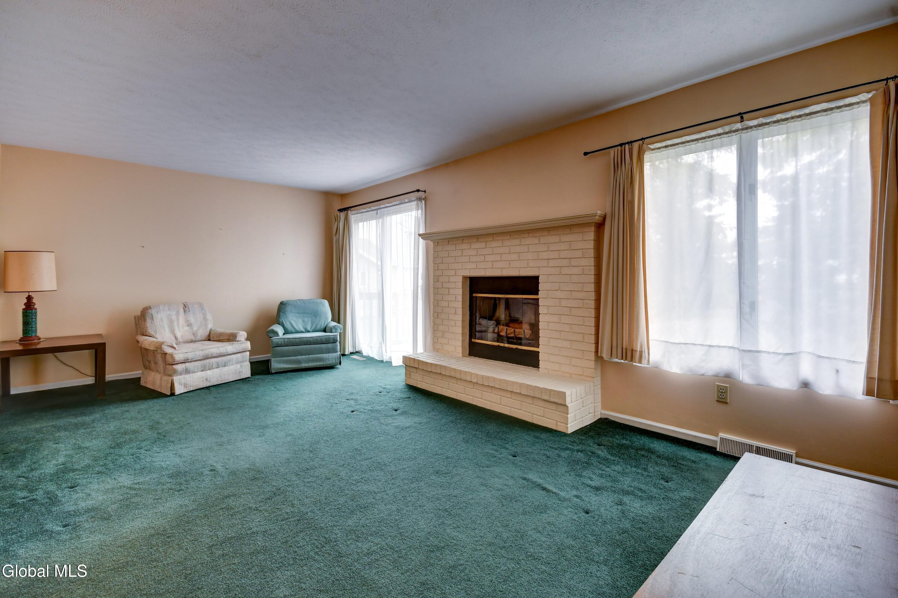12 White Rock Circle Albany NY 12205