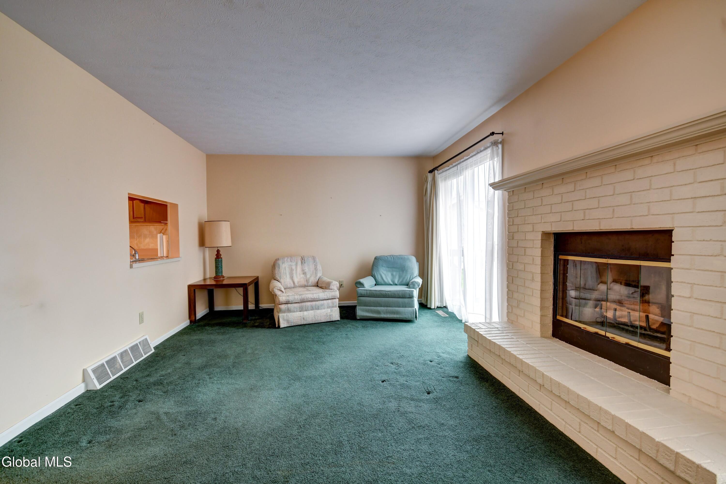 12 White Rock Circle Albany NY 12205