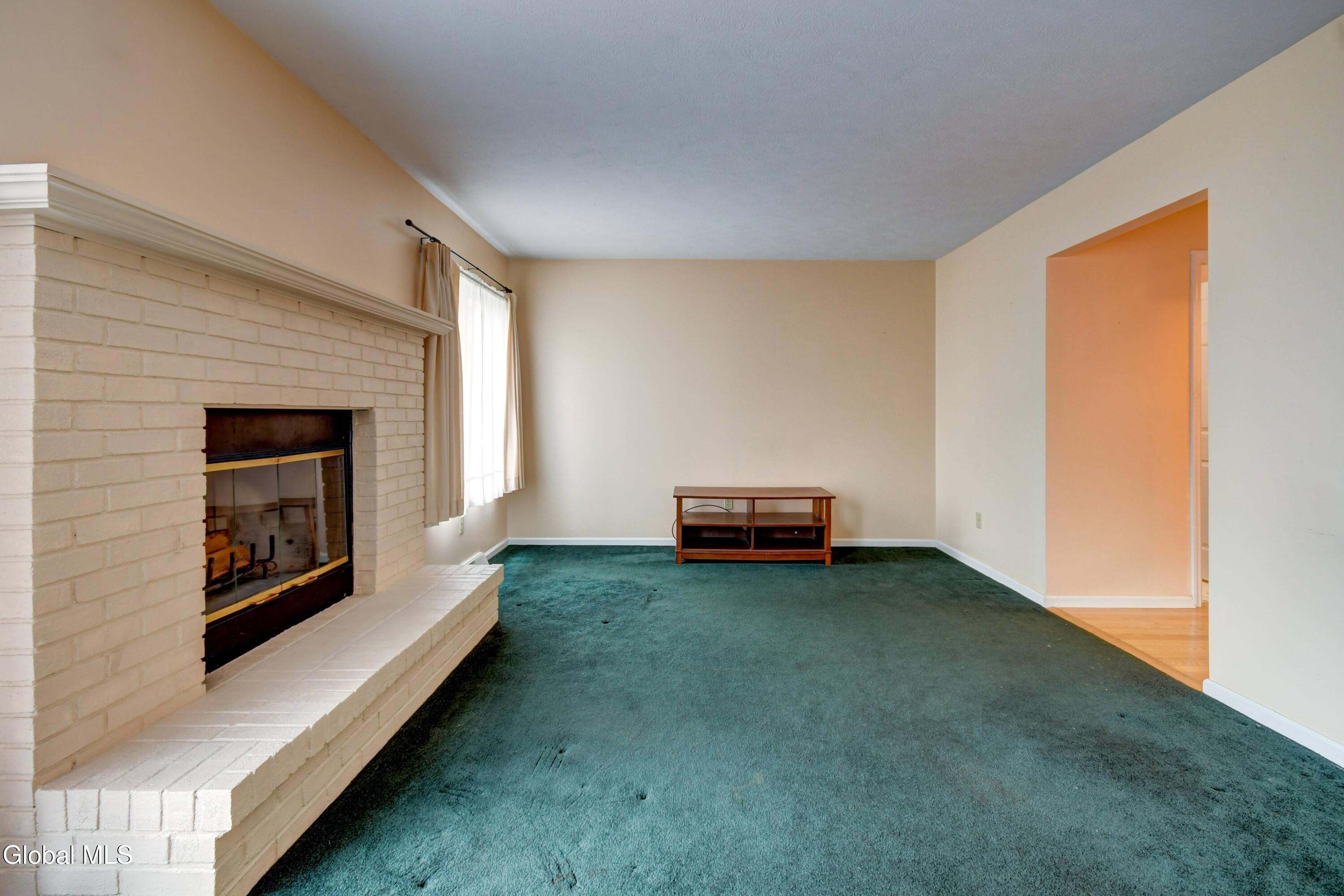 12 White Rock Circle Albany NY 12205
